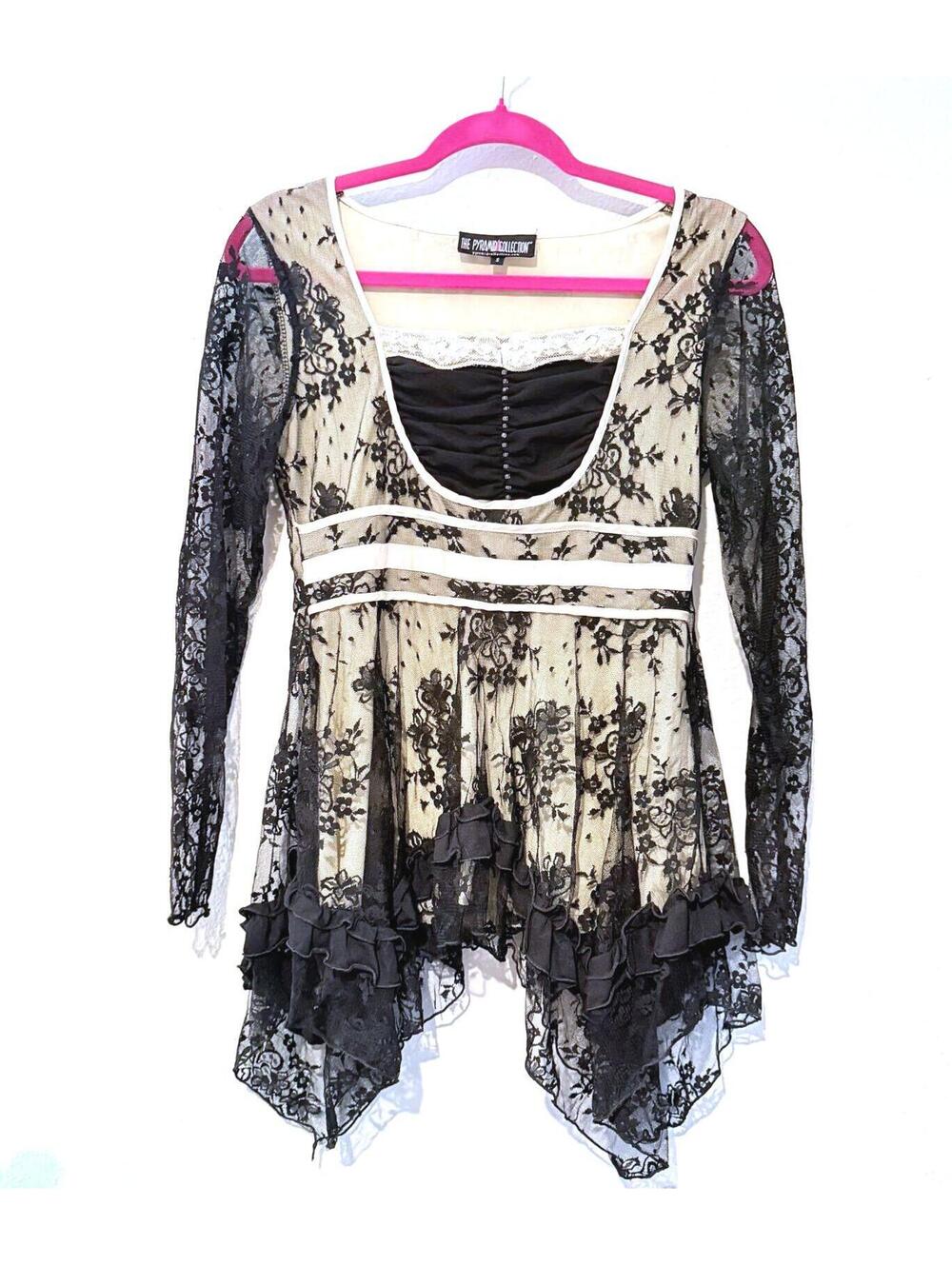 The Pyramid Collection Whimsigoth Black Lace Wench Top Size Small